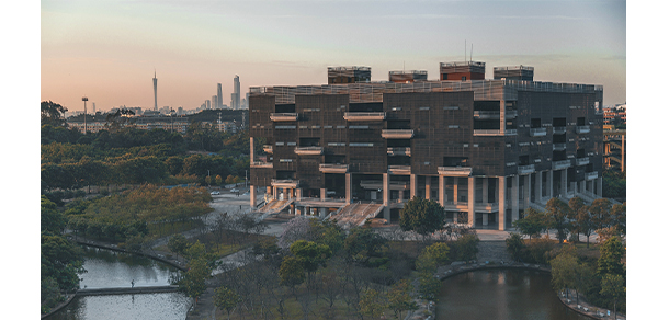 廣東工業(yè)大學 - 最美大學