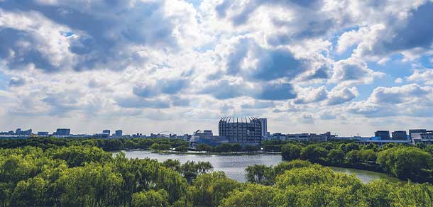 東華大學