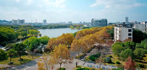 東華大學